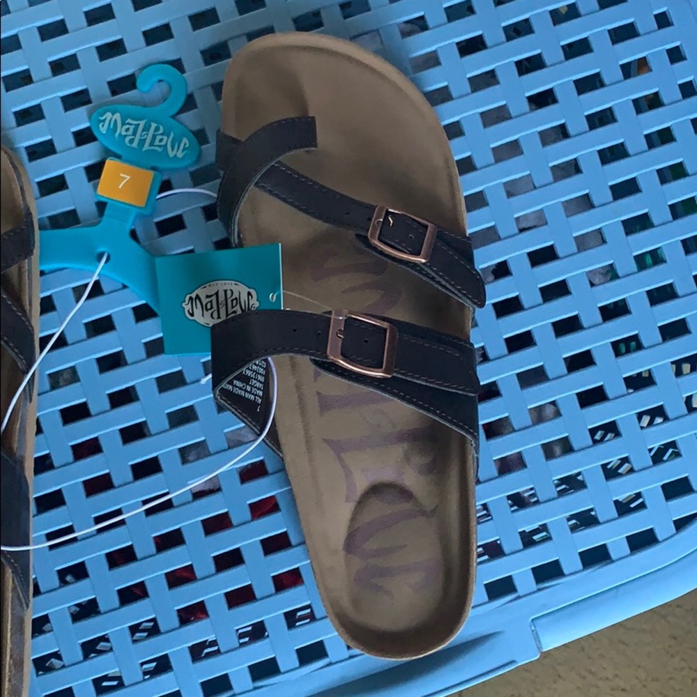 Target Sandals - Picture 2 of 4